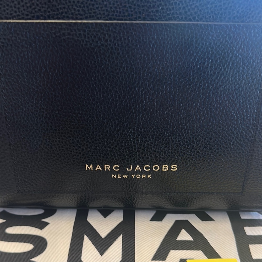 Marc Jacobs ❤️The Grind Leather Cosmetic Bag-NWT - Picture 3 of 13
